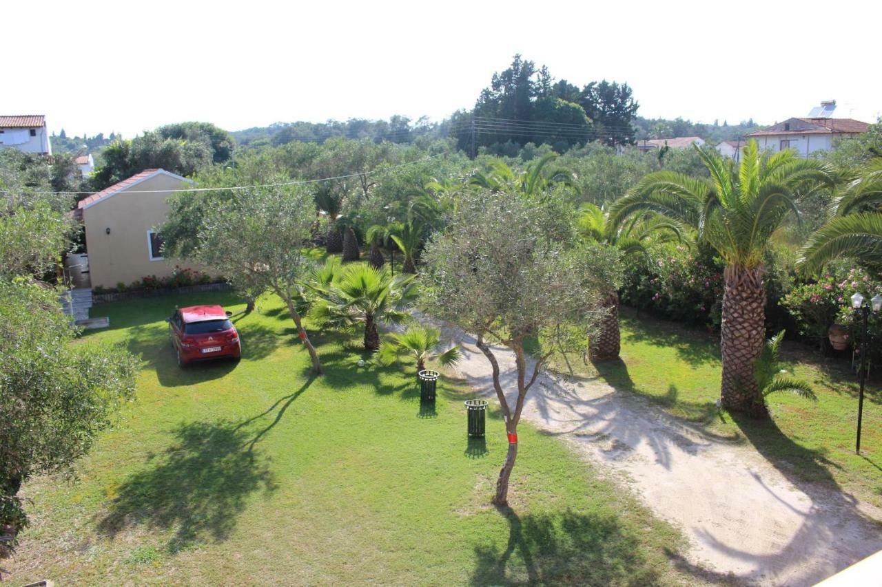 Irini-Appartement Kávos Exteriör bild